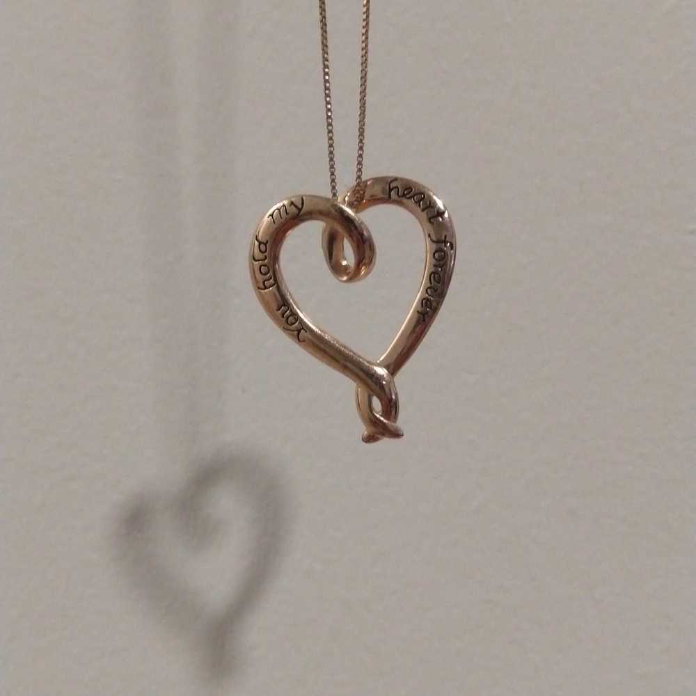 Heart necklace - Picture 3 of 3